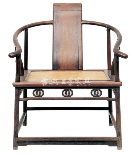 图3 黄花梨卷书式圈椅(凯时k66故宫博物院藏)