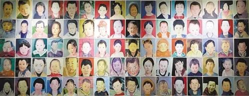 美术老师花1年时间为300多名失踪儿童画像