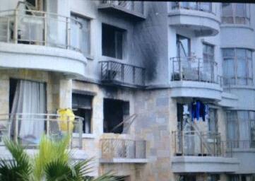 广州住宅楼发生燃气爆炸 2名女子从30楼坠亡