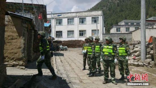 尼泊尔地震在西藏造成1死4伤 大量房屋受损
