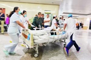 吉林韩国游客交通事故11人遇难 医院为伤者配翻译