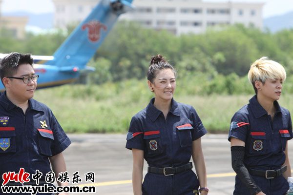 张雨绮笑容灿烂