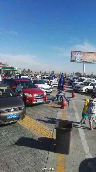 京藏高速银川段大面积拥堵 发生多起事故已管制