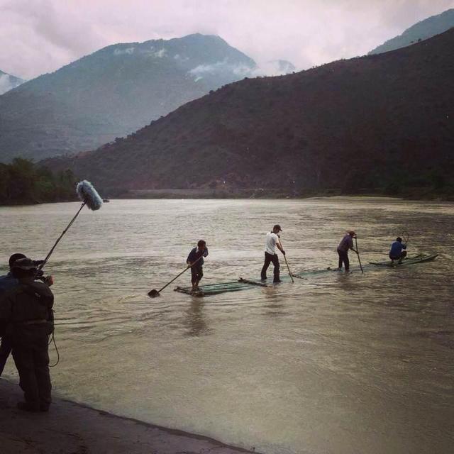 腾讯网纪录片《丈量》开播 张涵予领衔众明星重走战场