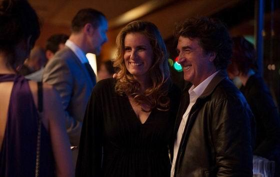 48岁苏菲玛索新片玩全裸激情 性感双峰贴人夫