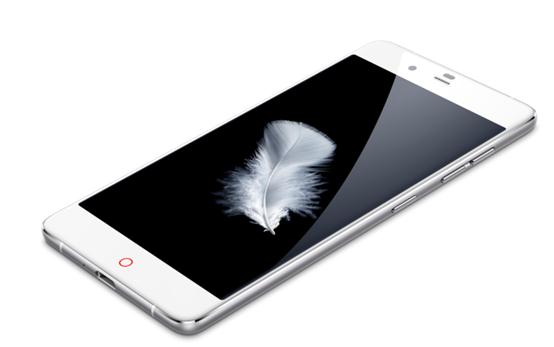 品鉴布拉格追寻自我 努比亚冠名《跟着明道趣旅行》第二季