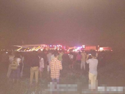 长春飞往青岛一航班因货舱烟雾警告紧急备降