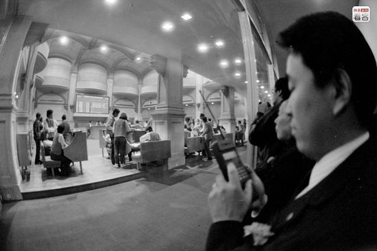 沪指跌破3000见证历史?离史上最低95.79点还远呢