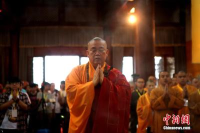 释永信出席少林问禅活动