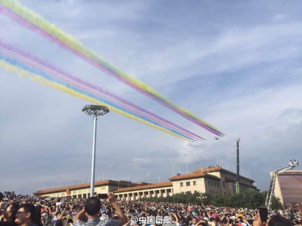 天安门地区举行阅兵预演