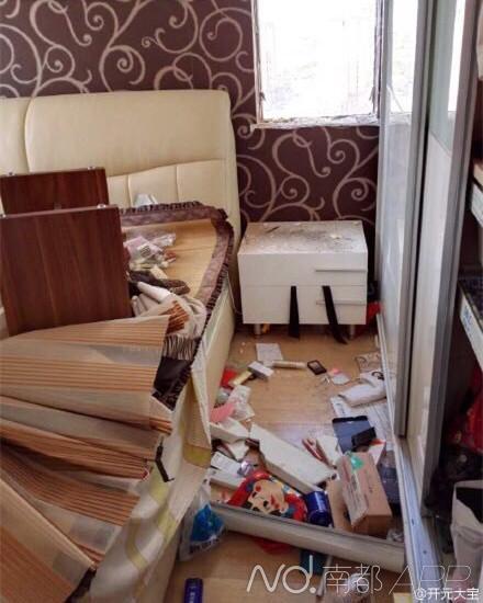 天津港爆炸清理修缮工作开始 部分业主财物遭窃