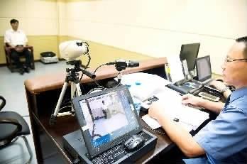 检察机关提讯涉嫌玩忽职守罪的天津市交通运输委员会主任武岱(正厅级)。本报记者程丁摄