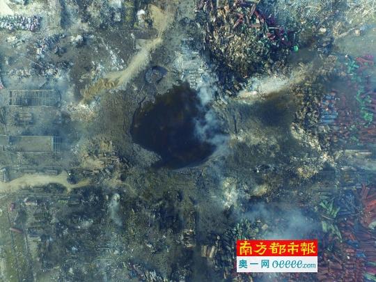 安监局：暂不能确定现场是否有700吨氰化物