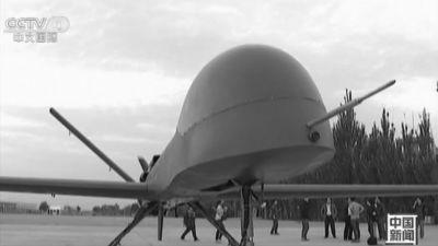 国产最大无人机“彩虹五号”首飞