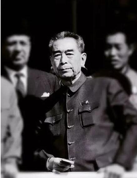 抗战阅兵精彩瞬间：白俄罗斯“王子”呆萌抢镜