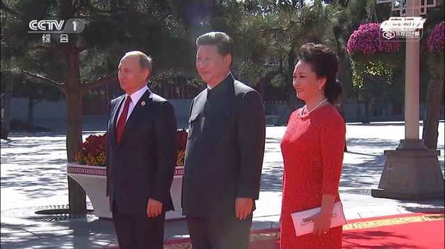 抗战阅兵精彩瞬间：白俄罗斯“王子”呆萌抢镜