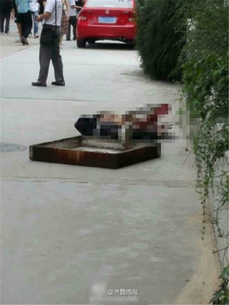 济南大学一大一新生在校园内被钢板砸死(图)