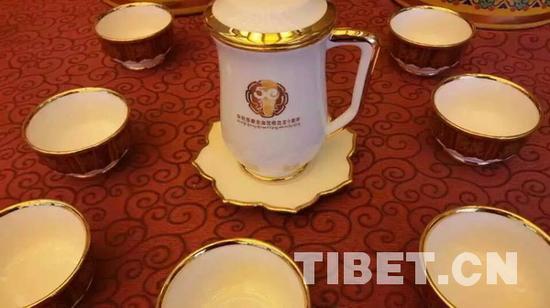 中央送西藏9件礼品曝光：有1件无价之宝