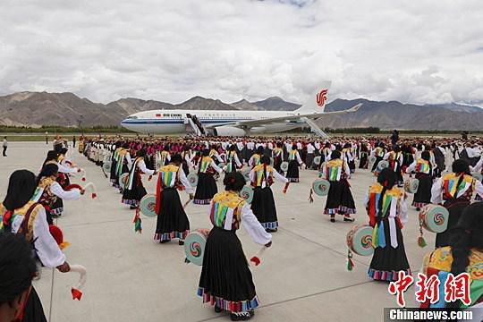 中央将送西藏9件礼品 一件为无价之宝