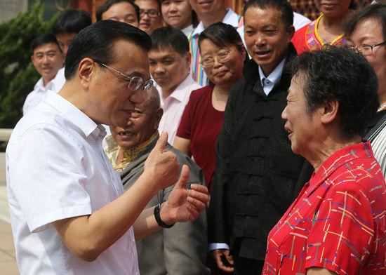 李克强：进一步营造尊师重教社会氛围以改革推动我国教育事业提质发展