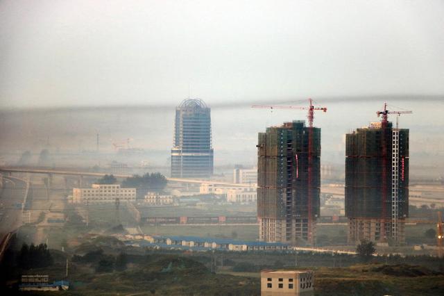 郑州回应“被污染带环绕”：季节交替影响天气