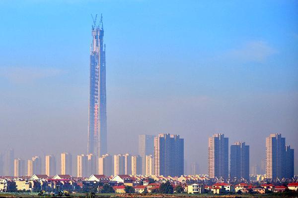 中国第一高楼封顶 位于天津滨海新区(图)