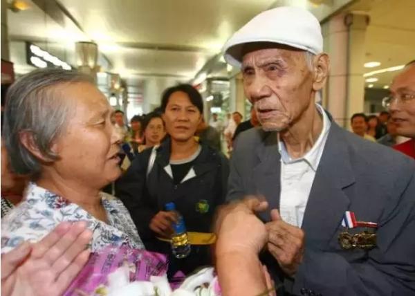 抗战老兵缅甸失联后被找到 家人欲给其庆百岁寿