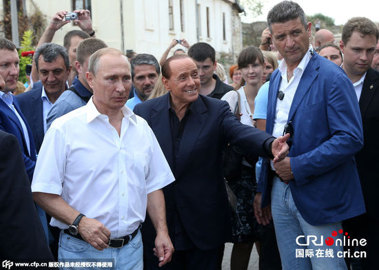 普京与贝卢斯科尼游克里米亚