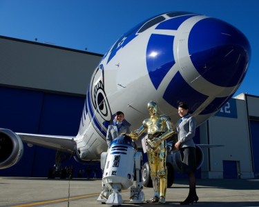 全日空星球大战R2-D2涂装787-9正式亮相