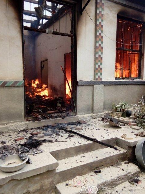 山东临沂被曝强拆致人烧死 官方通报称民宅失火