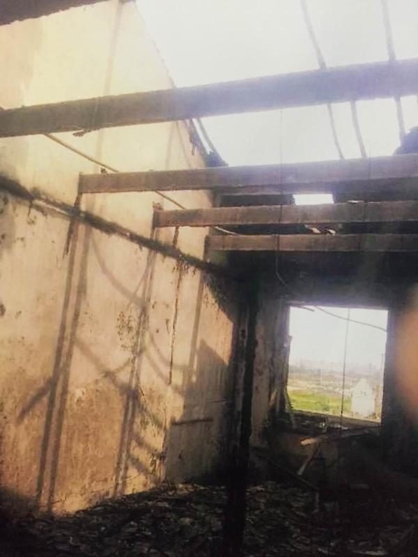 一男子潜入拆迁房盗窃并放火 仅判盗窃罪引争议