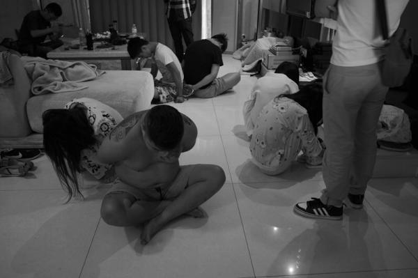 代办信用卡团伙行骗 专人将网页推搜索引擎头条