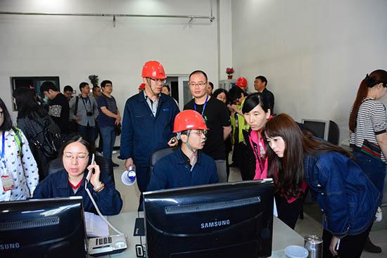 兰州治污蓝天重现 50家媒体聚焦“蓝天工程”