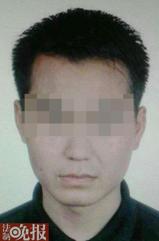 重庆教师被认定诈骗仍正常教学 校方：已停发工资