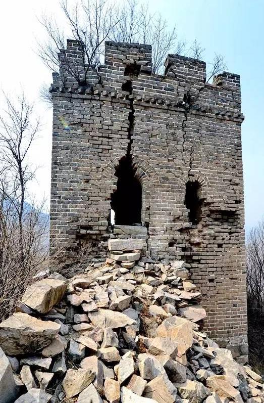 古长城保护现状调查：长城被冲塌 村民忙偷砖