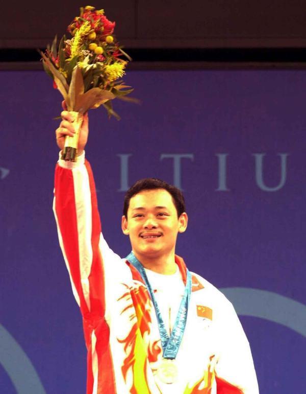 奥运冠军占旭刚官 上任不满百天跑遍3街6镇1乡