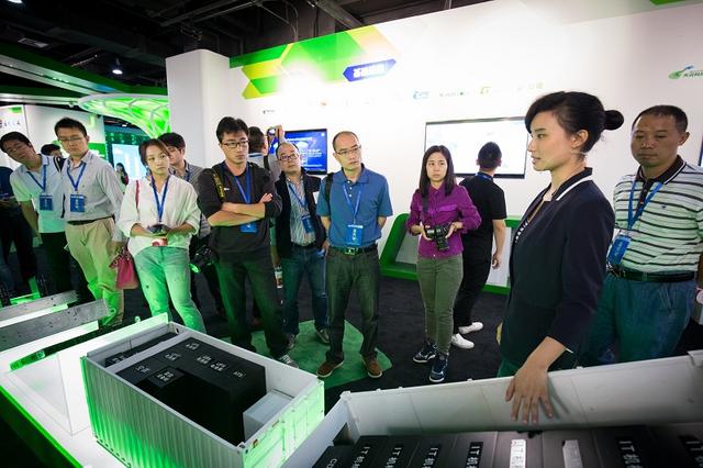 全国网络媒体探访武汉光谷 聚焦高科技创新