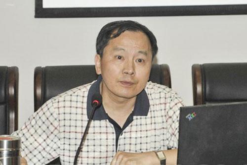 85岁袁隆平卸任湖南杂交水稻研究中心主任