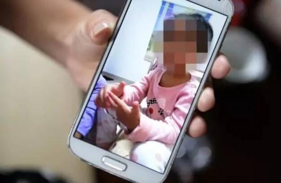 厦门一3岁女童下体充血 疑被幼儿园老师用筷子捅