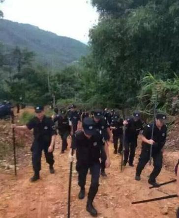 上千名特警和边防武警力量，对金星村及其附近的响水镇区域进行搜寻。