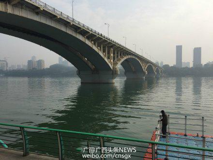 广西柳州市长肖文荪落水死亡