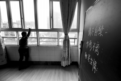 武汉多动症儿童教室将停办 校方称孩子需治病