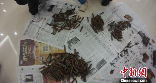 重庆一村民挖出643颗子弹来源待查证（图）