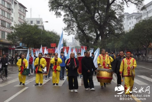 天水赵家黑虎棍等武术表演为此次活动助兴添彩。