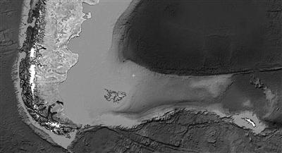 南极游轮起火百余国人遇险 目前所有乘客获救