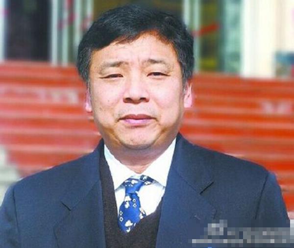 桂林市公安局：秀峰区委书记初步判定意外坠亡
