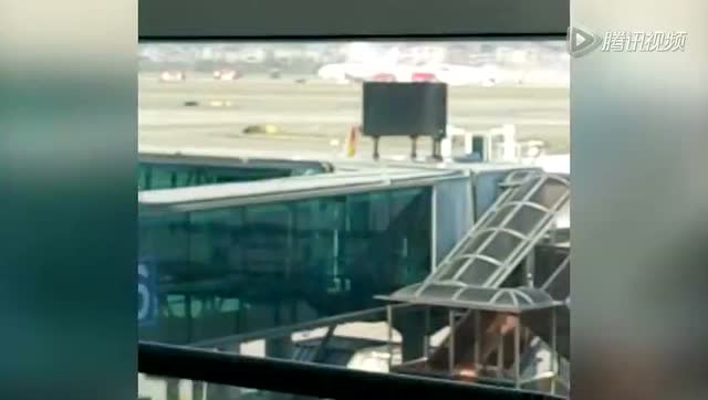 杭州萧山机场货机爆胎返航 致多航班延误截图