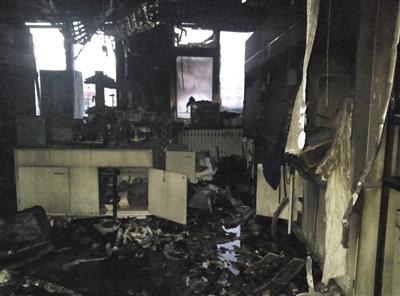 清华实验室爆炸博士后遇难 母亲卖鸡蛋供其上学