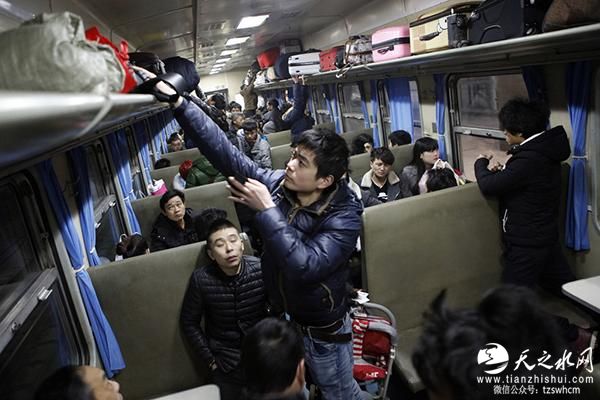 春运回家路：硬座绿皮车的46小时