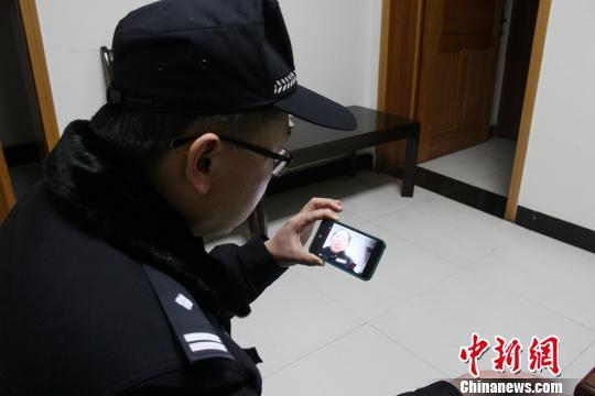 双警夫妻从警5年间3年值守异乡除夕夜唯靠微信传情